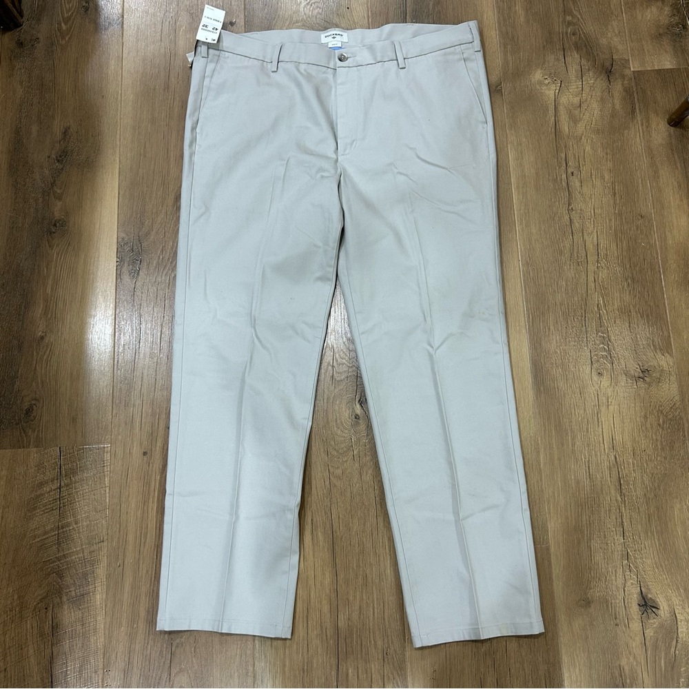 Dockers Classic Khaki slim fit pants